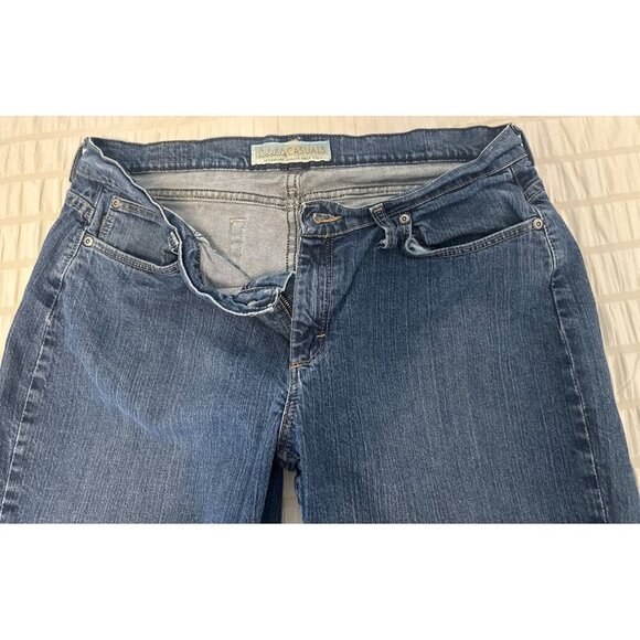 Cabelas Womens Dark Denim Straight Leg Jeans Size 16 Short - Picture 8 of 12